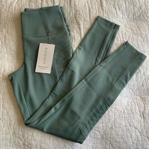 Athleta workout leggings size S